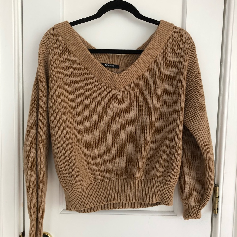 Brown cozy sweater!